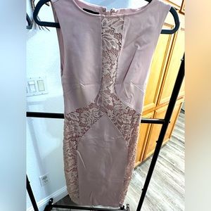 BEBE midi dress light pink. Size S
